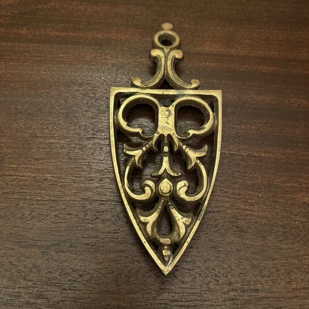 Vintage‎ VTG Solid Brass Footed Trivet Iron Stand Ornate Scrolls MCM Decor